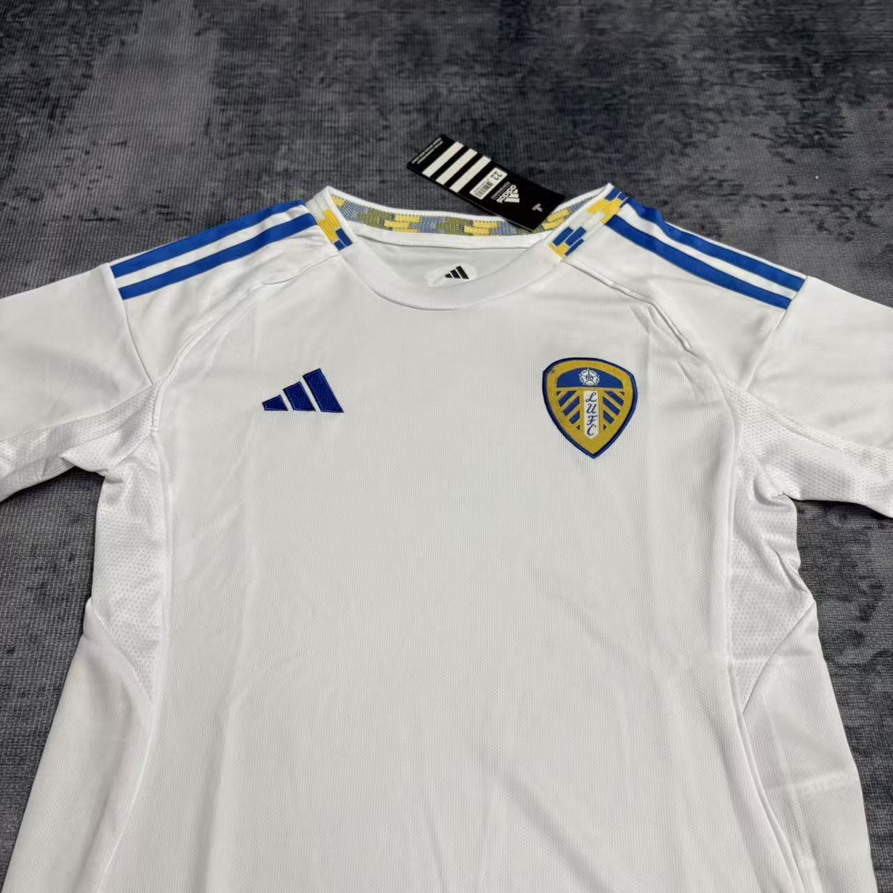 Conjunto Infantil Leeds United 2025/26