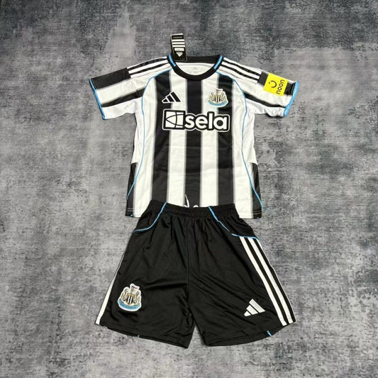 Conjunto Infantil Newcastle 2025/26