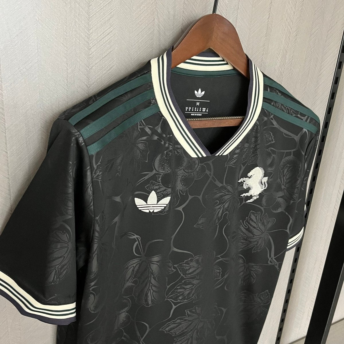 Camisa adidas Juventus FC 2025/26 III - Preta